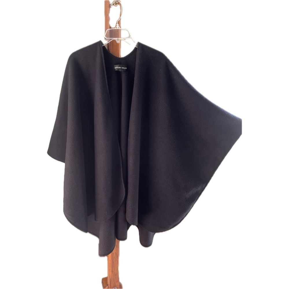 Black Morgan Taylor Poncho/Wrap